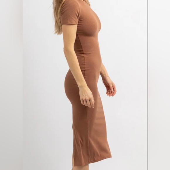 Camel Ribbed Midi Dress - Picture 6 of 8
